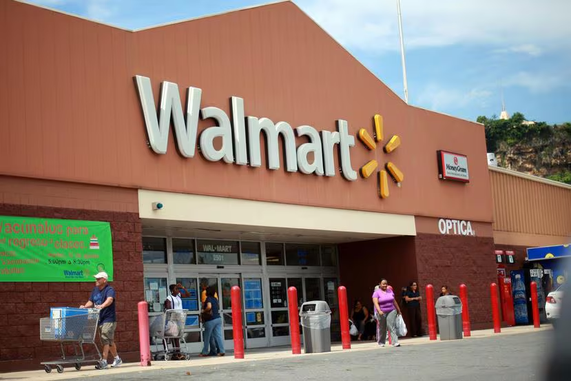 Aumento al salario mínimo beneficia ingresos de Walmart de México