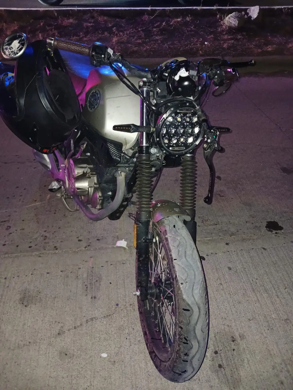 Joven motociclista se mató tras estrellarse contra un contenedor de basura en Jesús María