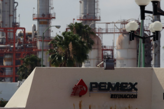 Recursos de Pemex a gobiernos, principalmente de Morena, aumentan 60%