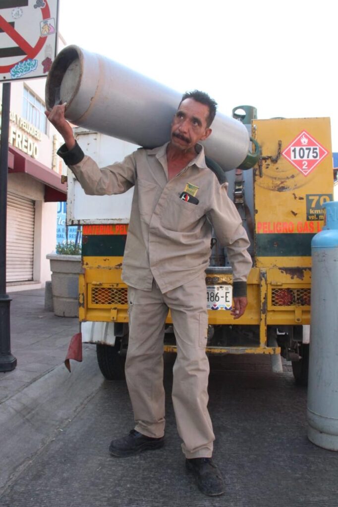 baja gas jlb