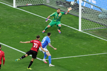 Nedim Bajrami, marcó el gol de Albania ante Italia. Foto de EFE/ EPA/ GEORGI LICOVSKI.