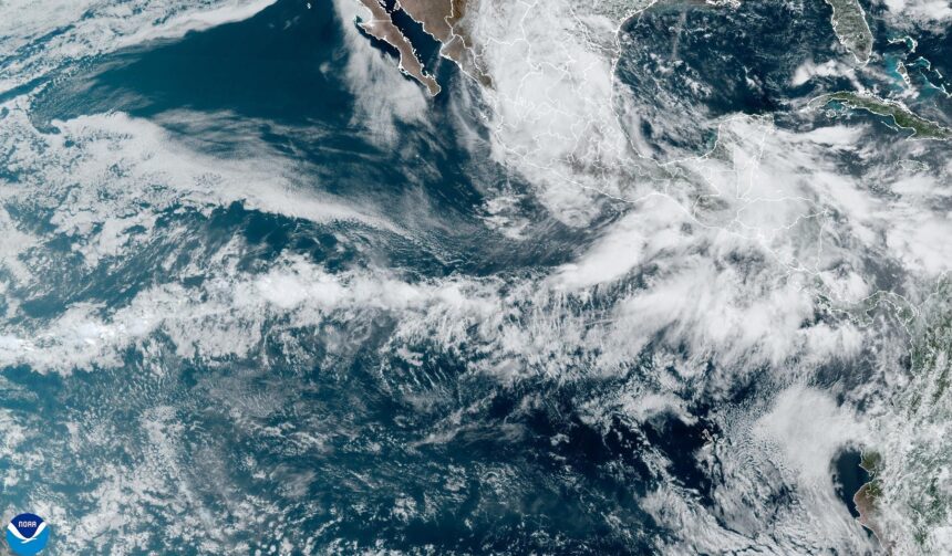 Fotografía satelital cedida por La Oficina Nacional de Administración Oceánica y Atmosférica (NOAA) a través del Centro Nacional de Huracanes (NHC), donde se muestra la localización de la tormenta tropical Alberto, la primera de 2024 en el Atlántico. Foto de EFE/ NOAA-NHC.