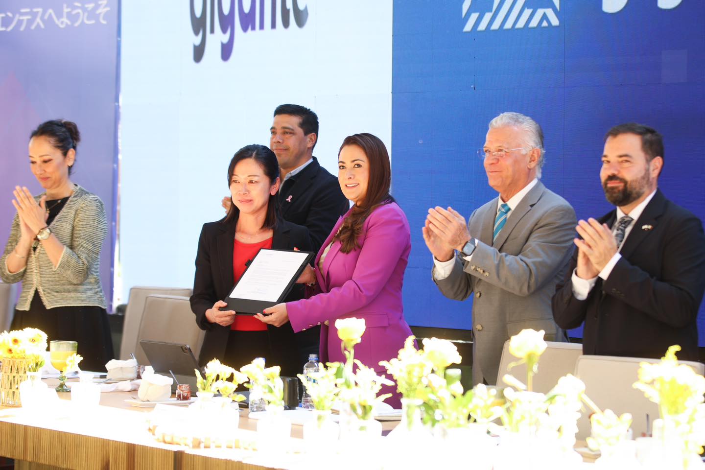 Tere Jiménez, Empresarios Japoneses y el Patronato de la Feria Nacional de San Marcos 2025. Foto: Gobierno de Aguascalientes.