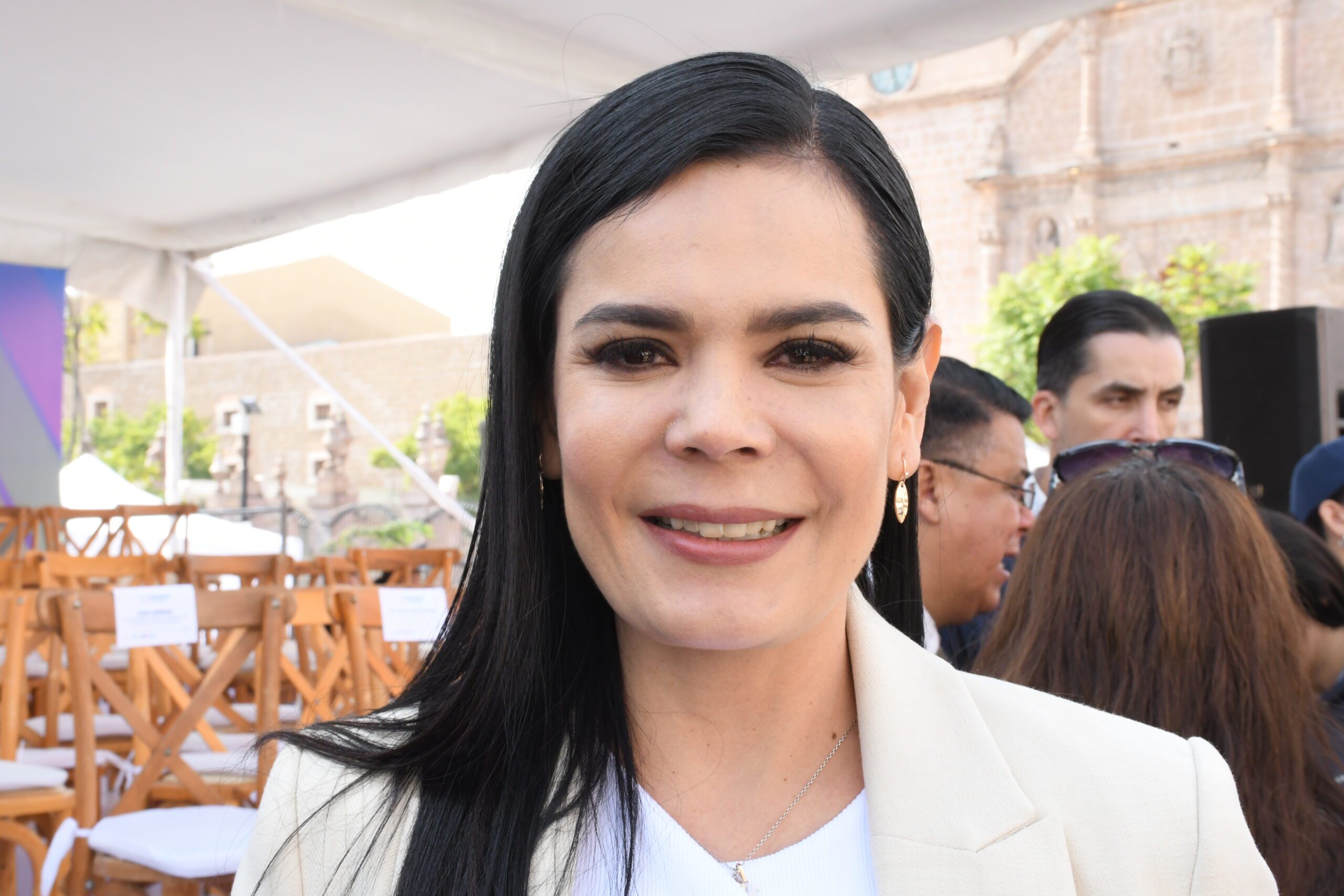 DOL Nancy Gutierrez MACHISTAS scaled