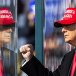 El expresidente de Estados Unidos y actual candidato presidencial republicano, Donald Trump, en un mitin de campaña en Lititz, Pensilvania. Foto de EFE/ JIM LO SCALZO.