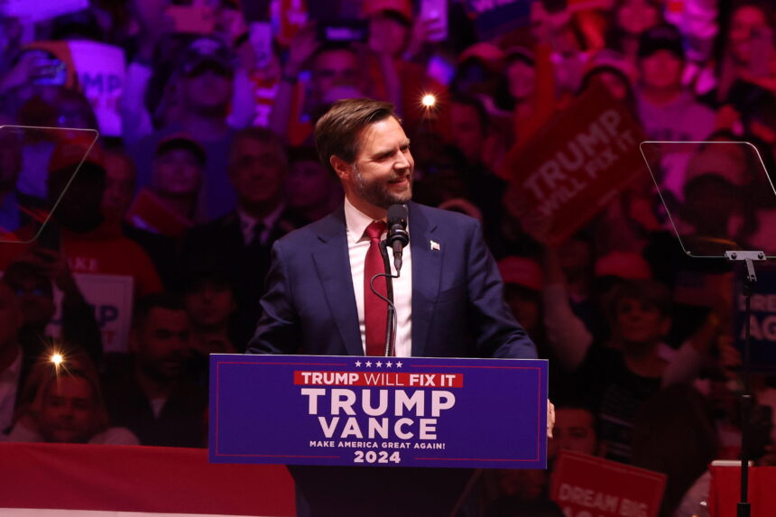 El senador y candidato a la vicepresidencia de Estados Unidos por el partido Republicano, JD Vance. Foto de EFE/ EPA/ SARAH YENESEL.