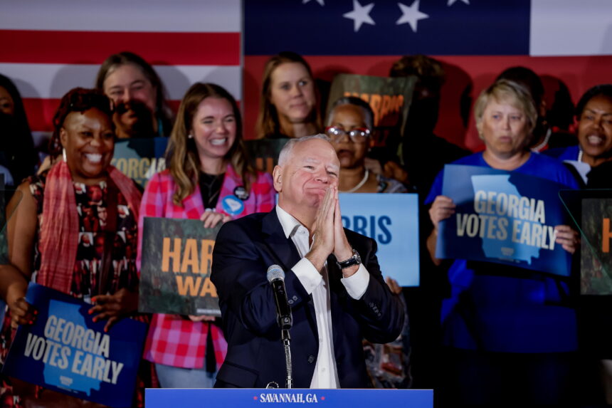 El candidato presidencial demócrata, el gobernador de Minnesota Tim Walz. Foto de EFE/ EPA/ ERIK S. LESSER.