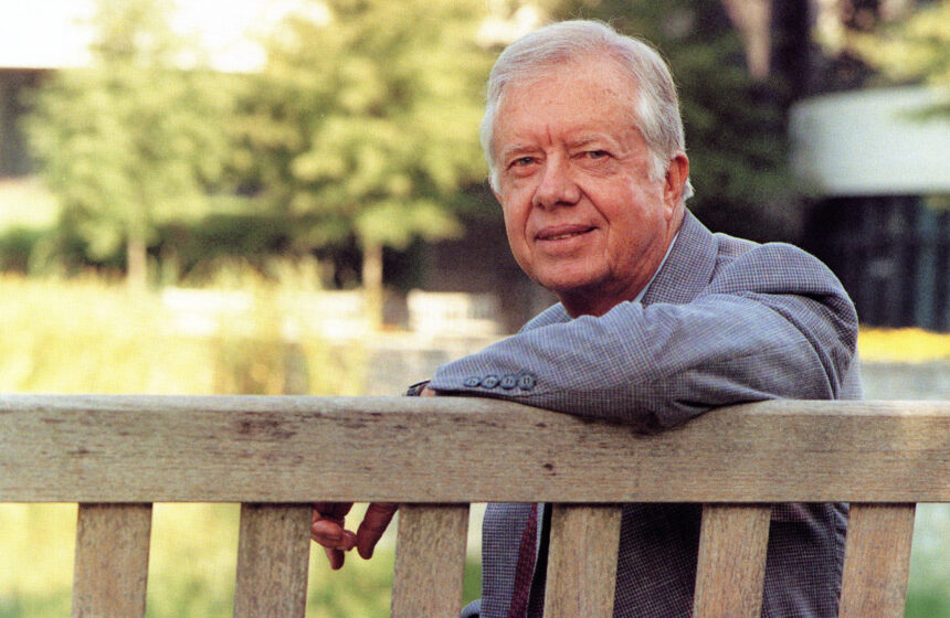 Fotografía cedida por la Fundación Carter del expresidente Jimmy Carter posando para una fotografía en 1994. Foto de EFE/ Fundación Carter SOLO USO EDITORIAL/SOLO DISPONIBLE PARA ILUSTRAR LA NOTICIA QUE ACOMPAÑA (CRÉDITO OBLIGATORIO)