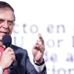 El secretario de Economía, Marcelo Ebrard, durante rueda de prensa de la presidenta de México, Claudia Sheinbaum. Foto de JMNoticias / EFE/ Sáshenka Gutiérrez