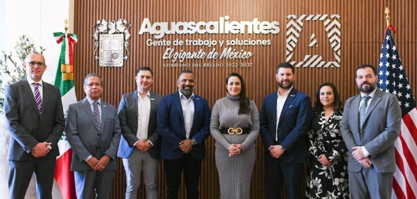 Tere Jiménez se reúne con los directivos de la empresa SURGERE