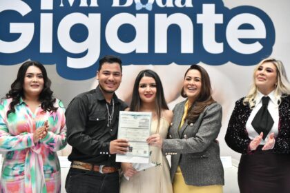Pareja celebra su matrimonio en "Mi Boda Gigante"