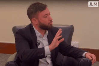 Agustín Laje, en entrevista exclusiva con JLMNoticias. Foto: JLMNoticias.