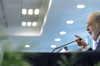 El empresario mexicano Carlos Slim. Foto de EFE/ Sáshenka Gutiérrez.