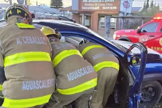 Choque en el Fraccionamiento Bugambilias. Foto: JLMNoticias / Protección Civil Municipal.
