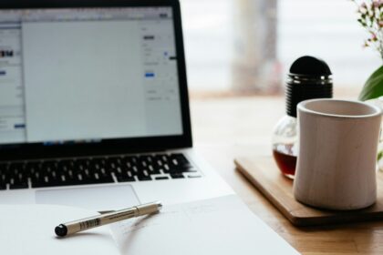 Cursos en línea. Foto de JLMNoticias / Nick Morrison / Unsplash.