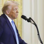 Trump ordena sacar a EE.UU. del Consejo de DD.HH. de la ONU y congela fondos a la UNRWA. Foto de JLMNoticias / EFE/ EPA/ SHAWN THEW / POOL.