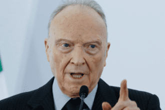 El fiscal general de la República, Alejandro Gertz Manero. México aclara que narcos fueron entregados a EE.UU. por seguridad nacional. Foto: Agencia El Universal.