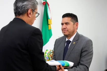 Cambio en la Fiscalía de Aguascalientes. Jesús Figueroa entrega la titularidad a Manuel Alonso García. Foto: JLMNoticias / FGEA.
