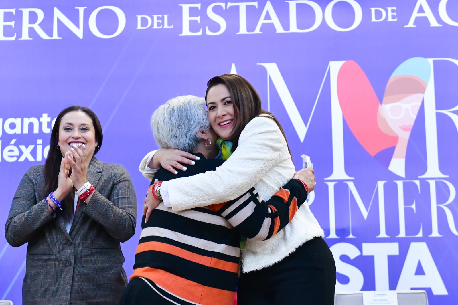 La gobernadora invitó a toda la población a participar en los diversos programas y acciones que promueve el Gobierno del Estado