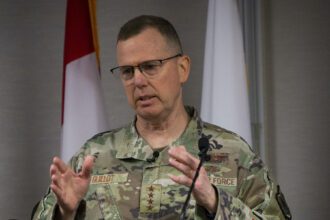 El comandante Gregory Guillot. Foto: JLMNoticias / Department of Defense.