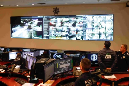 Cerca de 400 comercios de diversas demarcaciones de la capital hidrocálida están ya conectados a este esquema y también mil 200 domicilios están en el programa de vigilancia digital.