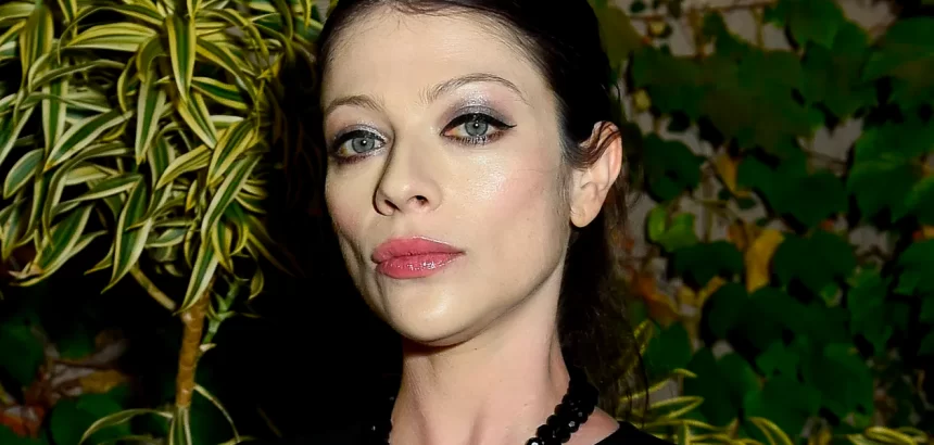 Michelle Trachtenberg 860x410 - Michelle Trachtenberg tuvo un trasplante de hígado