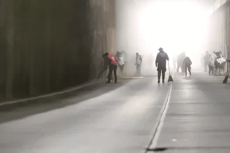 El Municipio de Aguascalientes realizó limpieza en el paso a desnivel de avenida Aguascalientes y Guadalupe González.