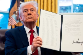 Declara Donald Trump Día de la Liberación la aplicación de aranceles