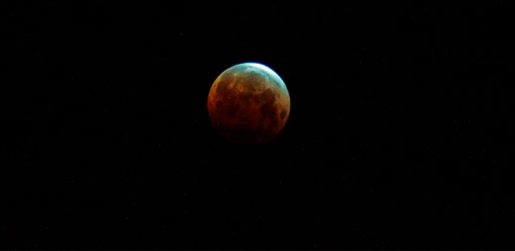 Eclipse Total Lunar. Foto: JLMNoticias / Foto de Luciani Koroshec / Unsplash.