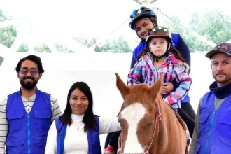 Aumenta la interacción con otras personas y reduce el estrés, entre otros beneficios