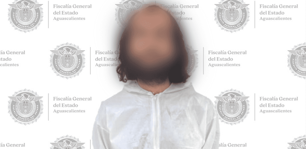 Hombre detenido acusado de matar a su abuela y herir a su madre