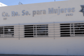 Vinculada a proceso, mujer que sustrajo a una niña de 3 años en el municipio de Jesús María. Foto: JLMNoticias / Fiscalía General del Estado de Aguascalientes.