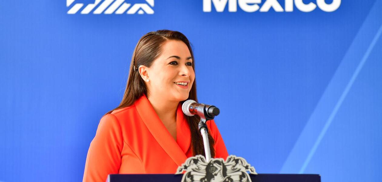 Tere Jiménez entrega nueva vialidad