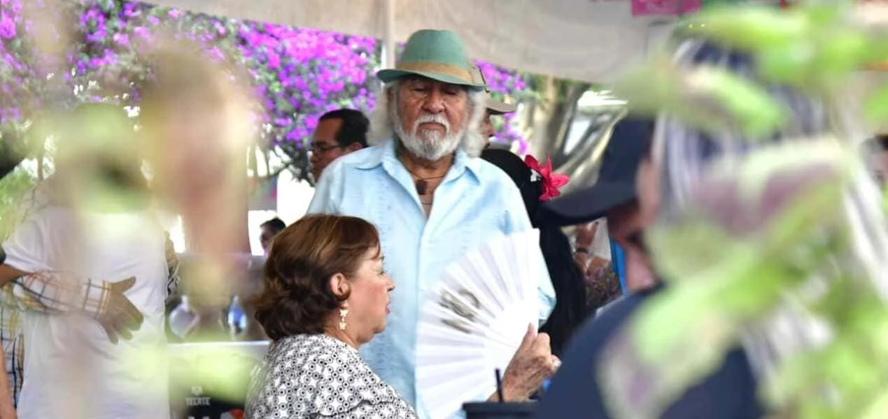 Terraza “Gigantes en Plenitud”, un espacio credo para los adultros mayores en esta FNSM 2025