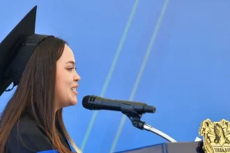 Montserrat Guadalupe Ramírez Esparza, egresada de TSU en Tecnologías de la Información