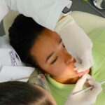 Consulta dental en las Caravanas de Salud