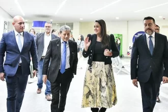 Tere Jiménez presentó avances en el sistema de salud y el nuevo Seguro Popular Aguascalientes