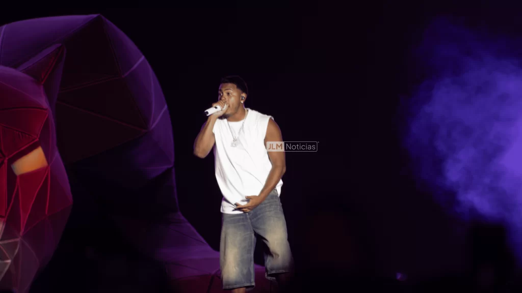 Con gran exito Mike Towers fue recibido en Aguascalientes