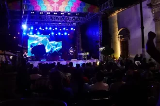 David El Diablo y Luz María Cardenal cautivan a cientos asistentes en el escenario principal Manuel M. Ponce.