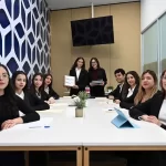 Las becas impulsadas por la gobernadora Tere Jiménez permiten a jóvenes universitarios de Aguascalientes estudiar toda su carrera sin costo alguno.