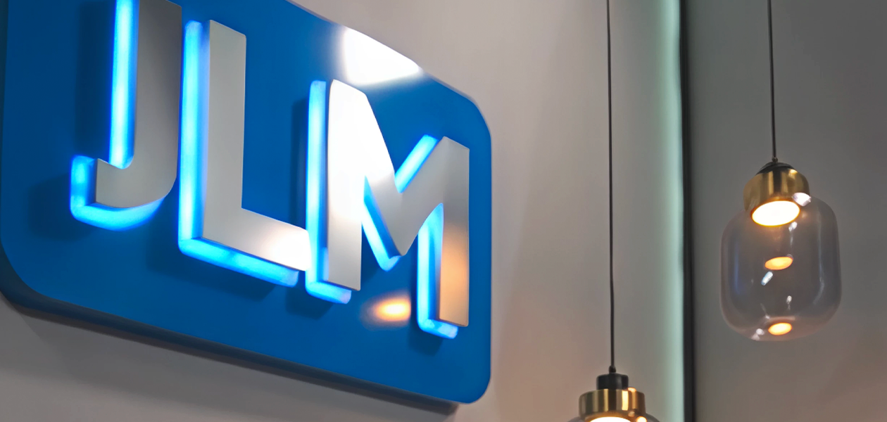 El nuevo estudio de JLMNoticias. Foto: JLMNoticias / Staff.