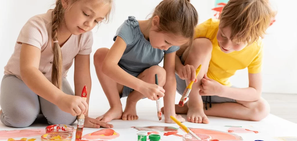 Los ninos aman pintar y esta es una buena opcion para festejarlos