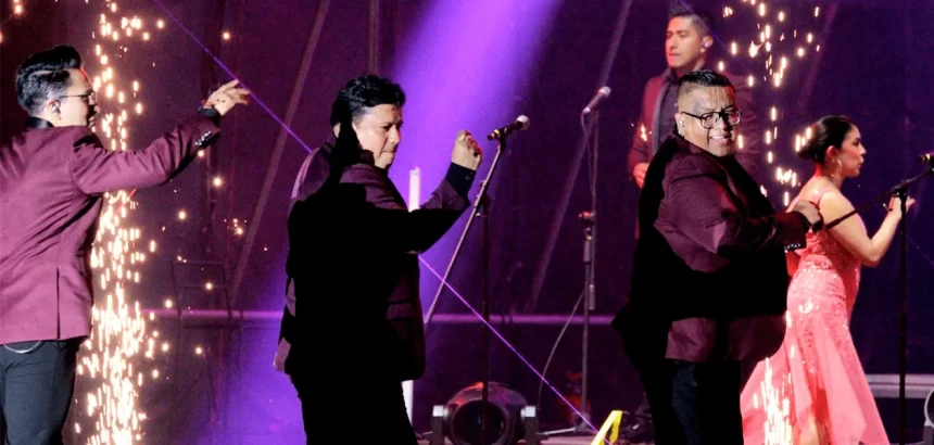Una noche de música se vivió en el Foro de las Estrellas con los Ángeles Azules