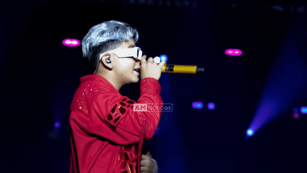 Picus canto sus mas grandes exitos ante su publico aguascalentense 1