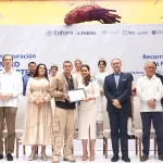 Entrega la gobernadora Tere Jiménez el premio del Encuentro Nacional de Arte Jóven