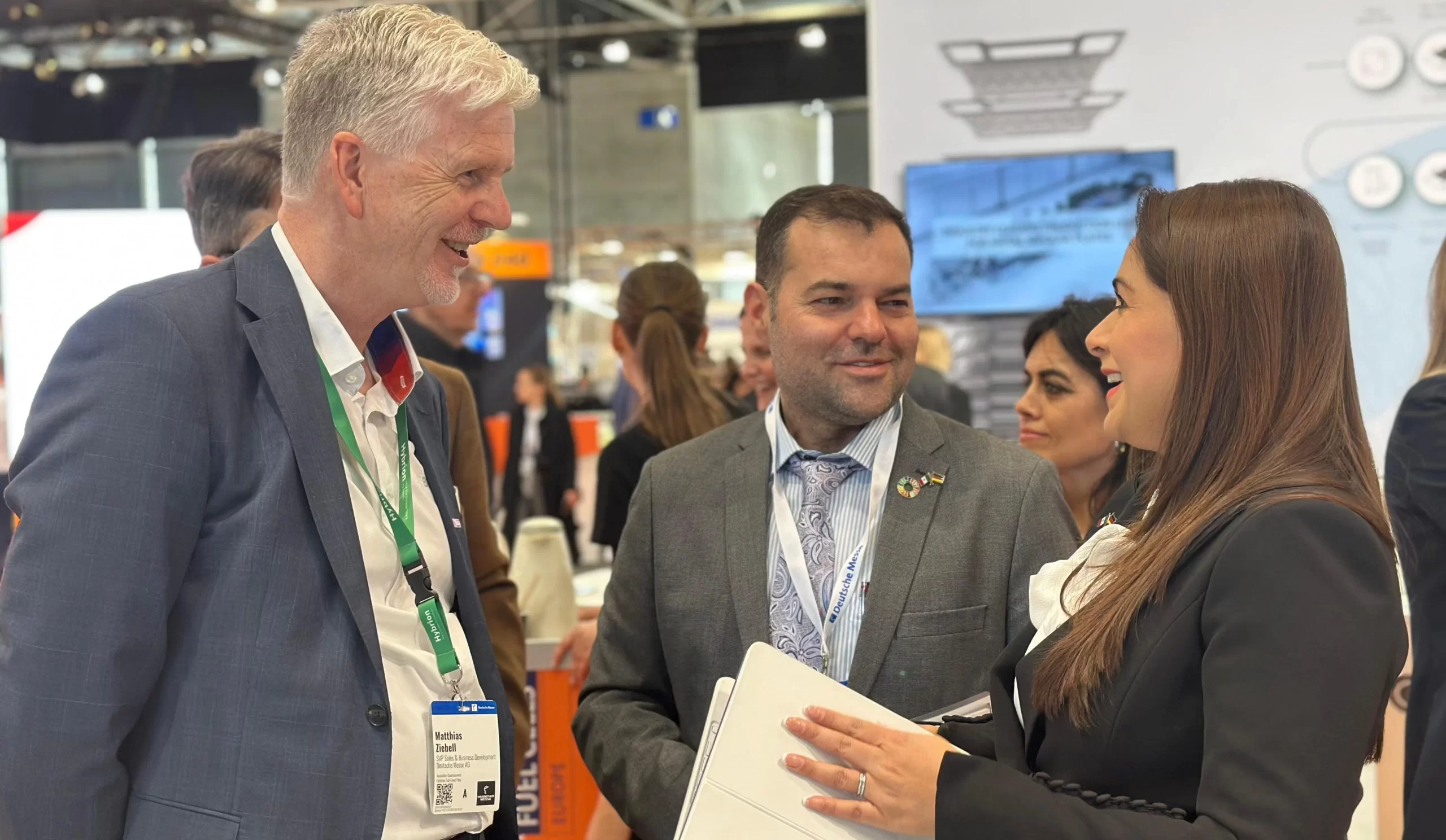La gobernadora asistió a la inauguración de la Hannover Messe 2025
