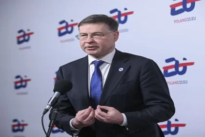 La Unión Europea responderá si no hay negociaciones para la guerra comercial