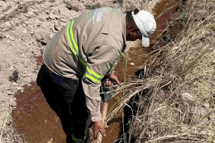 Se instala tubería en mil 800 metros lineales para llevar el servicio