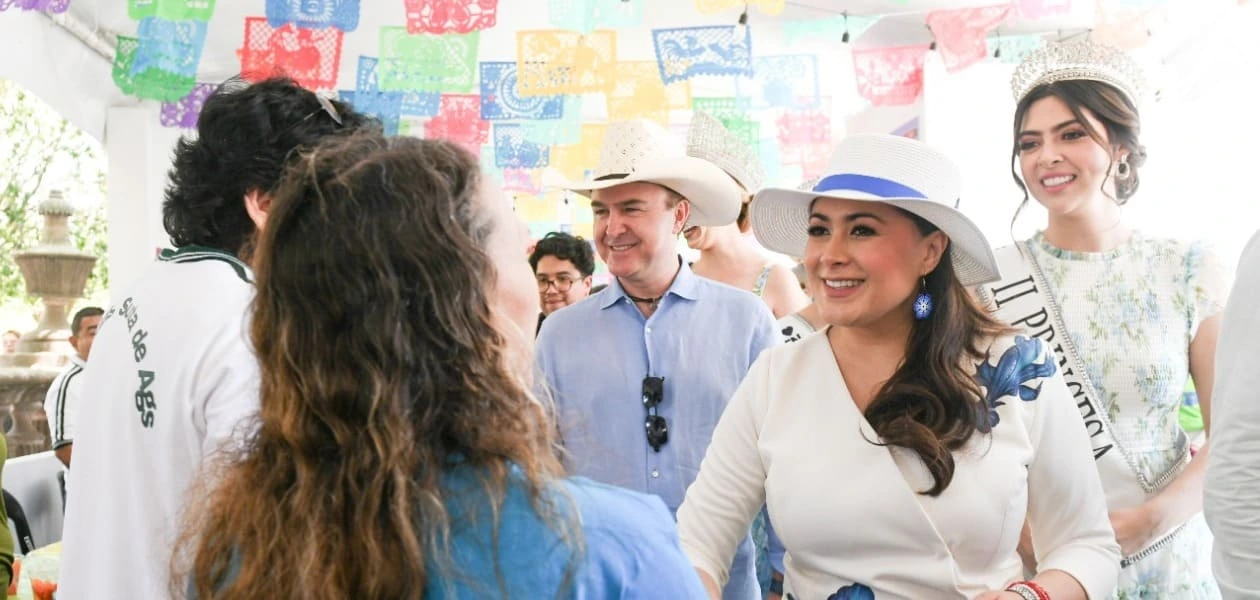 Tere Jiménez encabeza el tradicional recorrido inaugural de la Feria Nacional de San Marcos