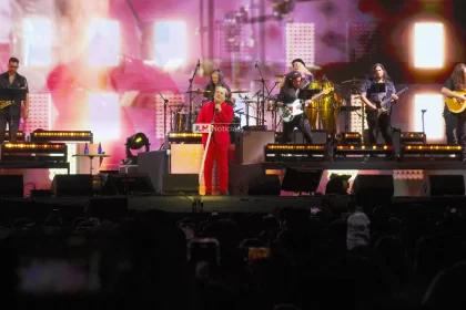El cantante mexicano Cristian Castro se presentó con un gran concierto en el Foro de las Estrellas